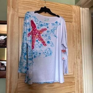 Art And Soul White Top with Pink and Blue Starfish Design Bubbles Ocean Print